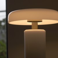 Halo 雲石桌燈｜白玉